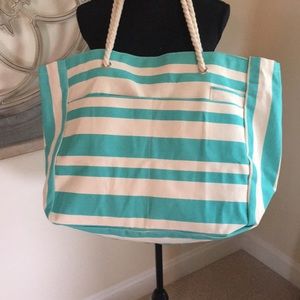 New ! Aqua & white stripe canvas beach tote